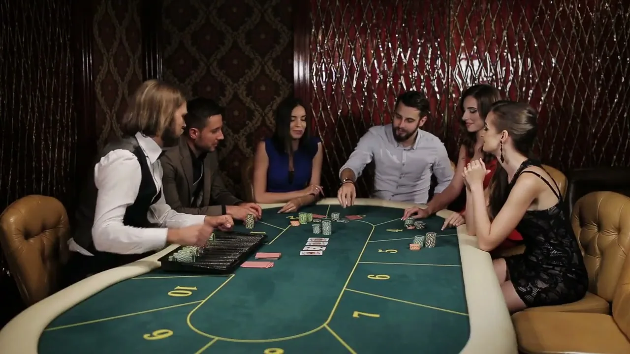 Freeroll de póker gratis: mesa final y reparto de premios